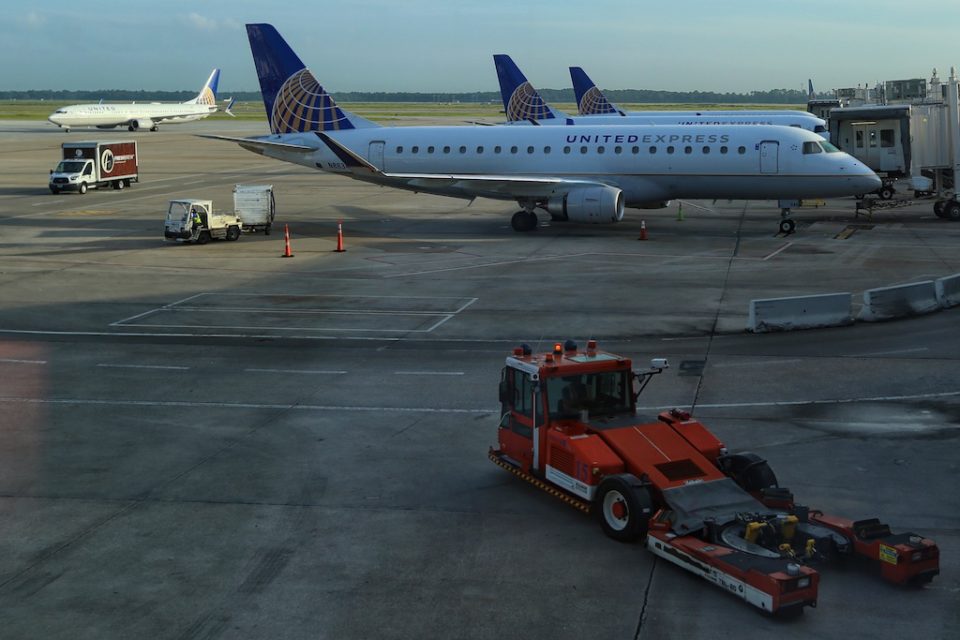 Photos of New United Lounge at Houston Intercontinental (IAH) Terminal
