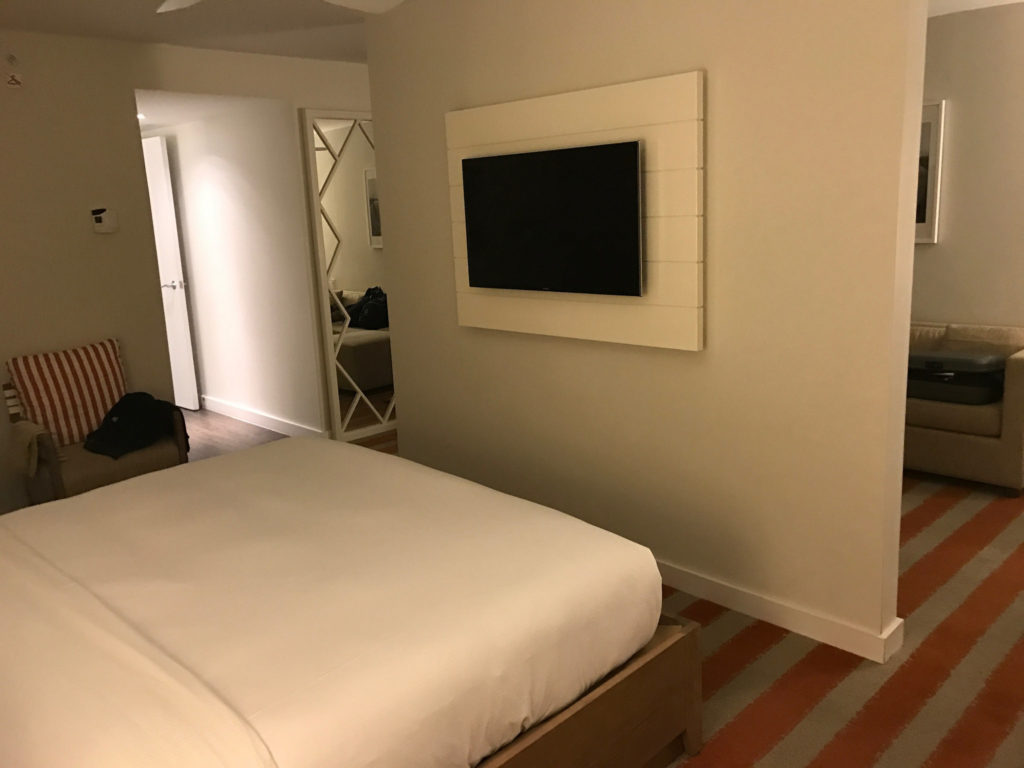 Junior Suite bed Room partition