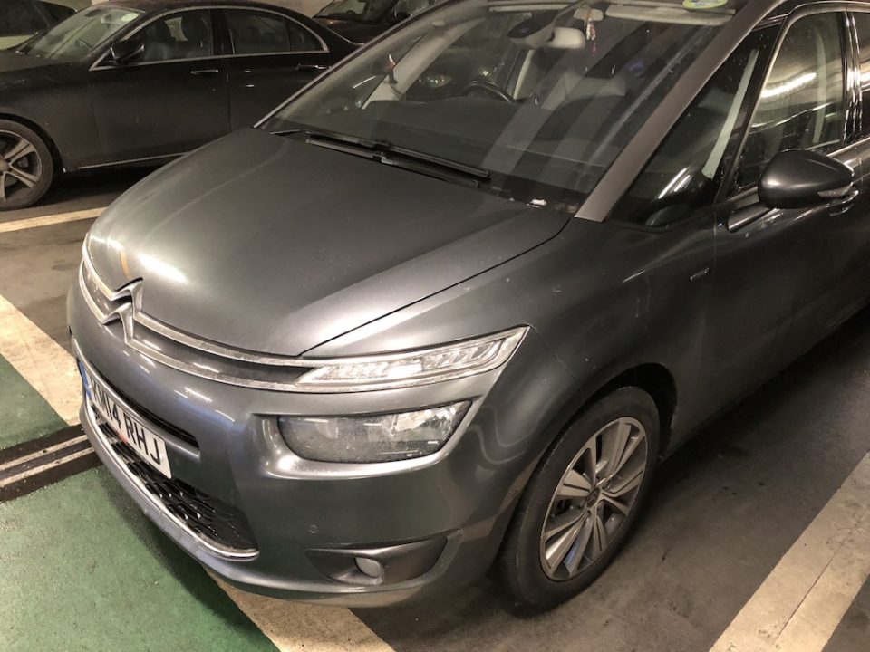 London Airport Transfers with Kiwitaxi Review UponArriving