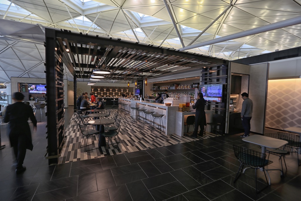 Amex Hong Kong Centurion Lounge bar 