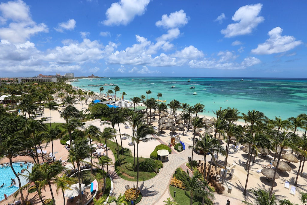 Photo of a Marriott resort on the beach.