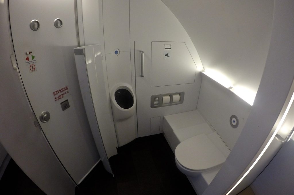 First class lavatory 