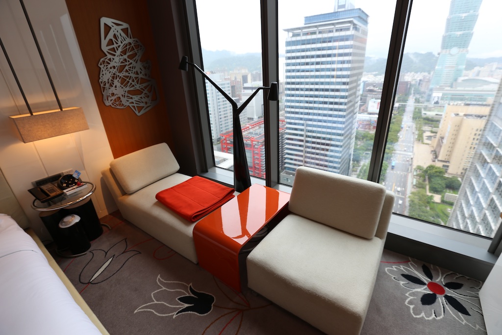 W Taipei Review Spectacular King Room W Taipei 101 View 2019