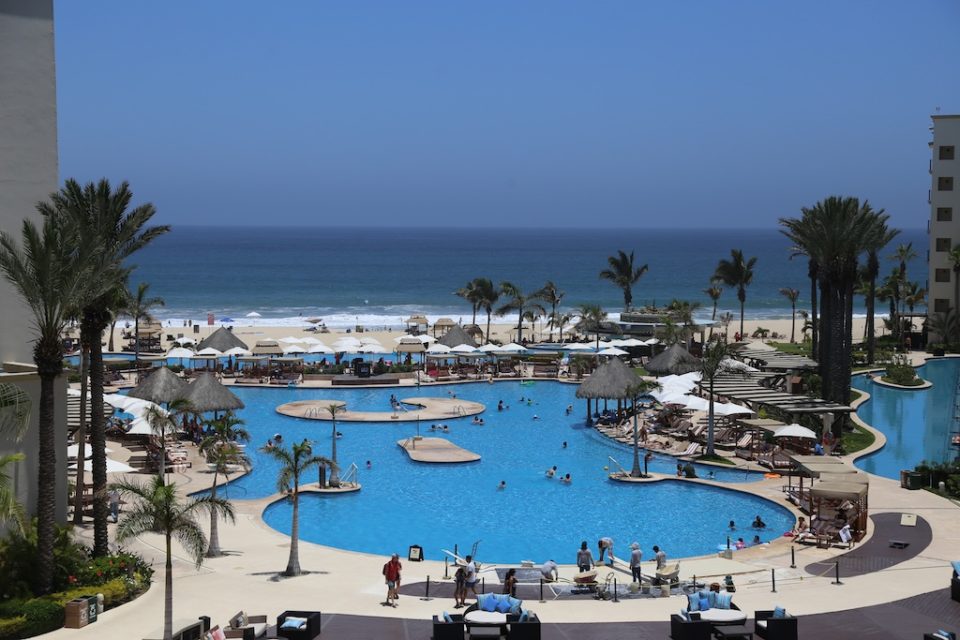 Tipping in Mexico How Much to Tip and When to NOT Tip [2022] UponArriving