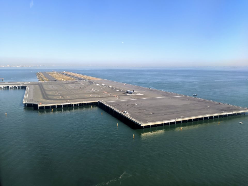 Can You Take an Umbrella on a Plane? [2020] UponArriving