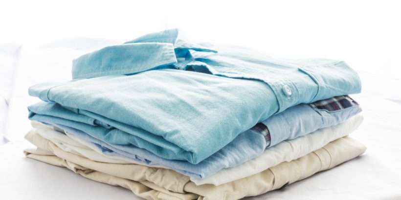 How long can coronavirus live on clothes? - UponArriving
