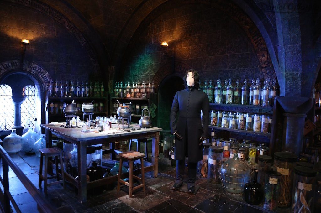 Snape in The Potion Room on Harry Potter London Tour