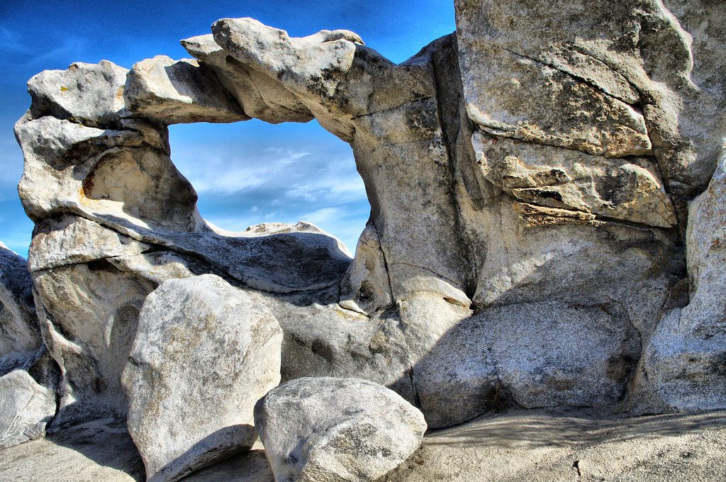 Window Arch at City of Rocks National Reserve