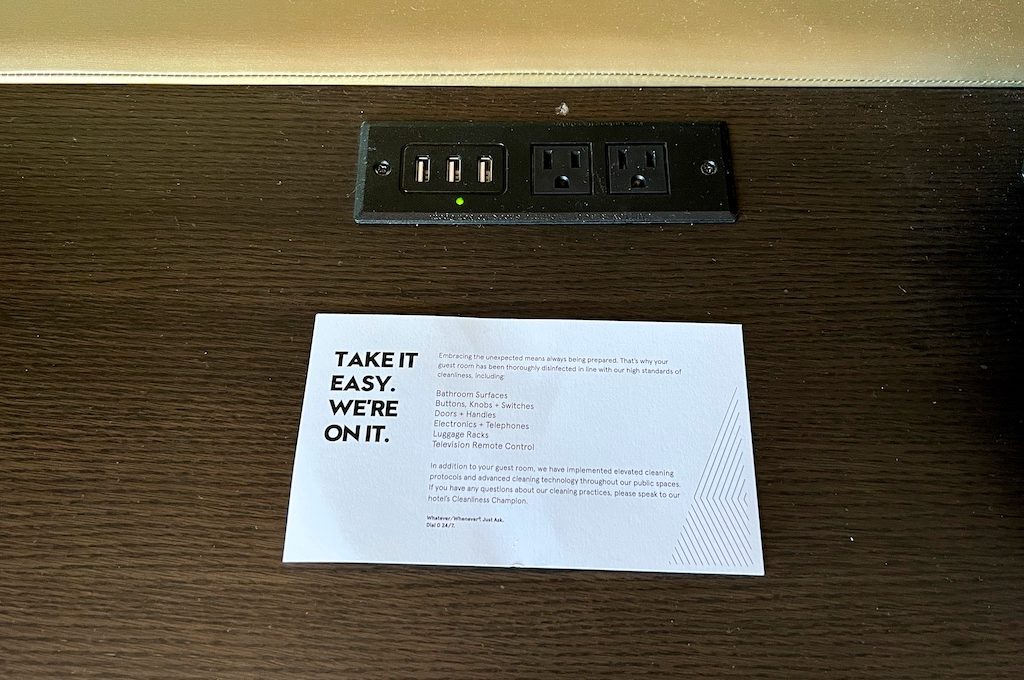 Hotels Room USB Ports Outlet