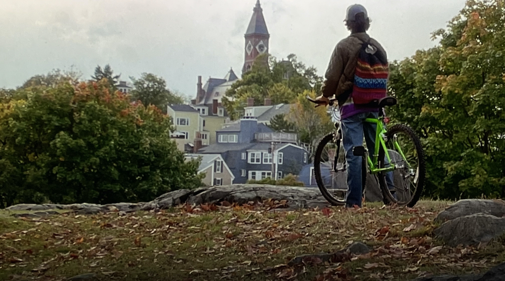 Old Burial Hill Cemetery in Hocus Pocus movie.
