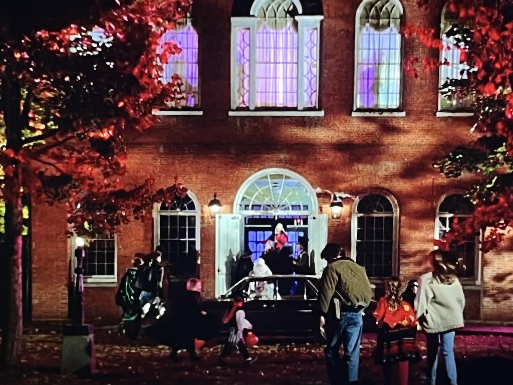 Town Hall Hocus Pocus movie.