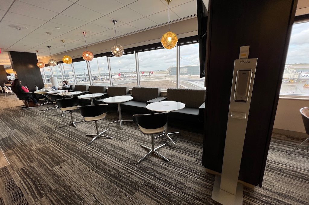Escape Lounge MSP seating