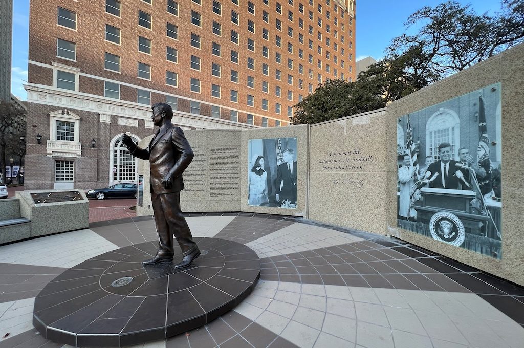 Hilton Fort Worth JFK Memorial