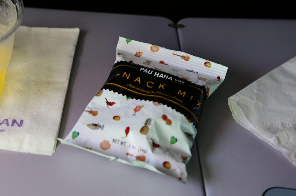 Hawaiian Airlines First Class inter-island snacks