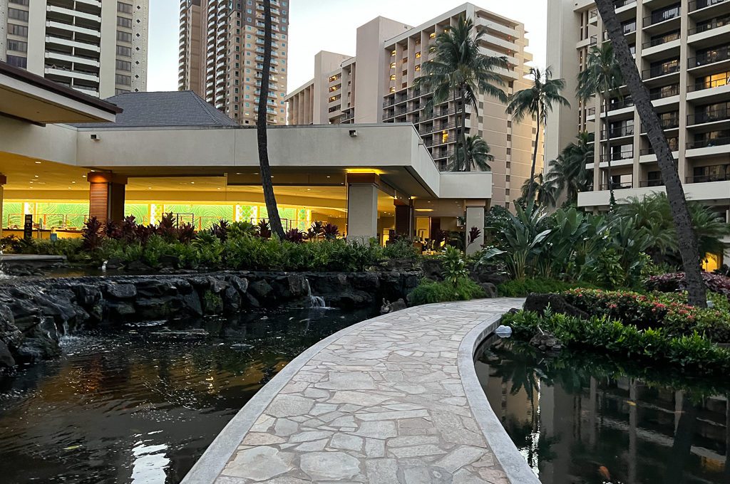 Hilton Hawaiian Village offers half off Waikiki Suites - Hawaii Magazine