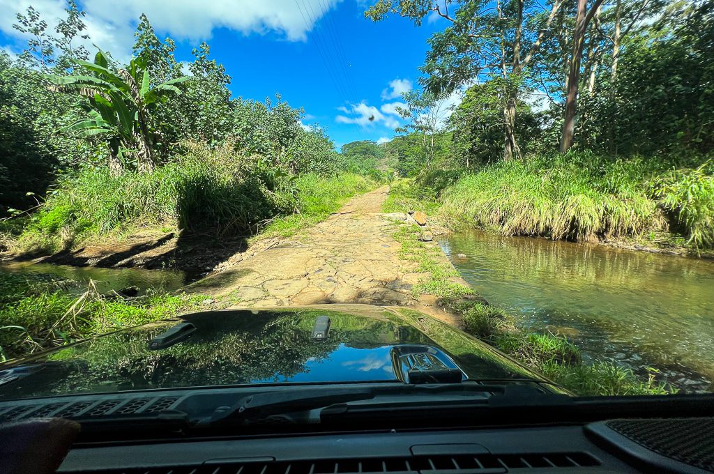 can you visit the jurassic park gate