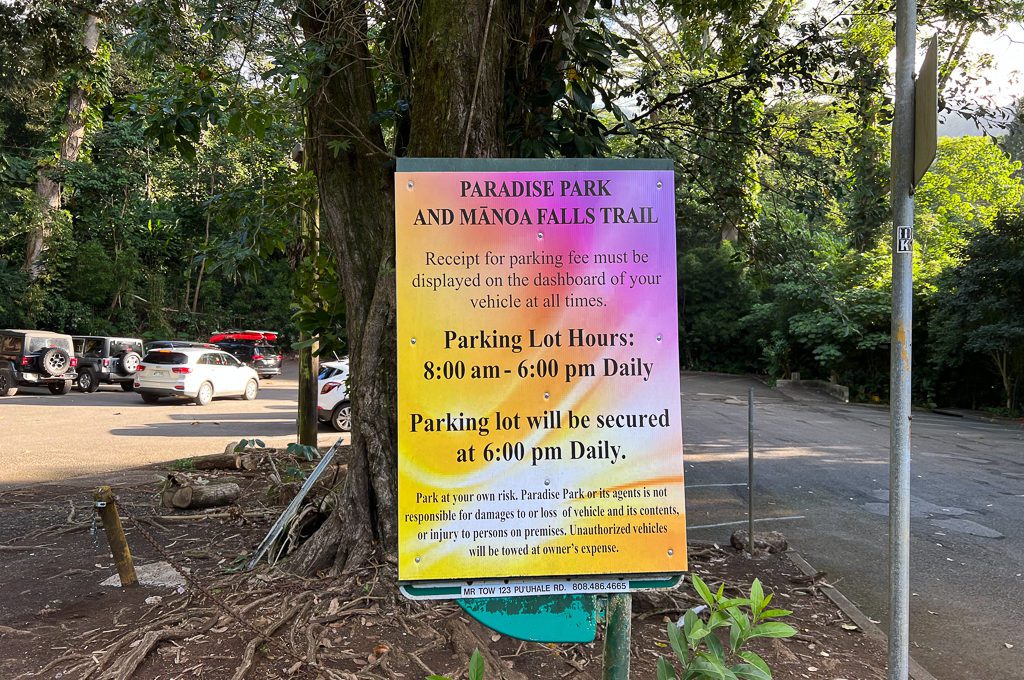 Manoa Falls parking lot sign