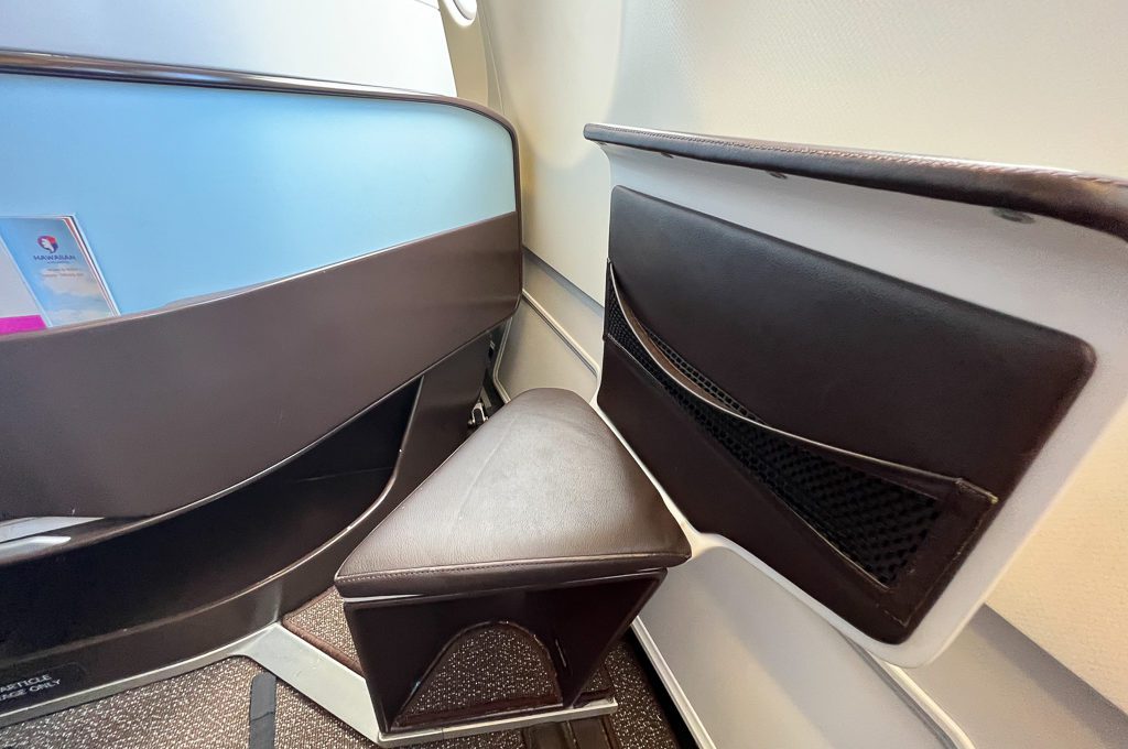 Hawaiian Airlines First Class A330 seat ottoman