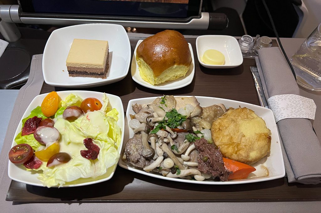 Hawaiian Airlines First Class A330 dining main course