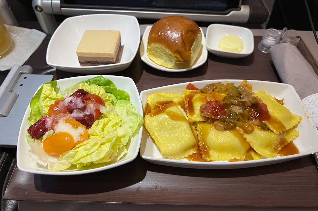 Hawaiian Airlines First Class A330 dining main course