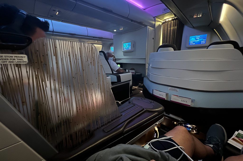 Hawaiian Airlines First Class A330 privacy shade