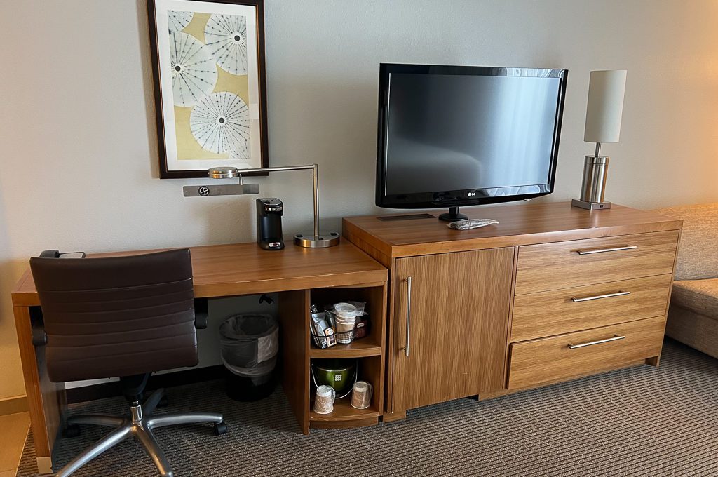 Hyatt Place Waikiki Beach two queen bed desk