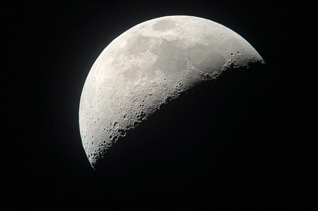 Mount Lemmon SkyCenter moon