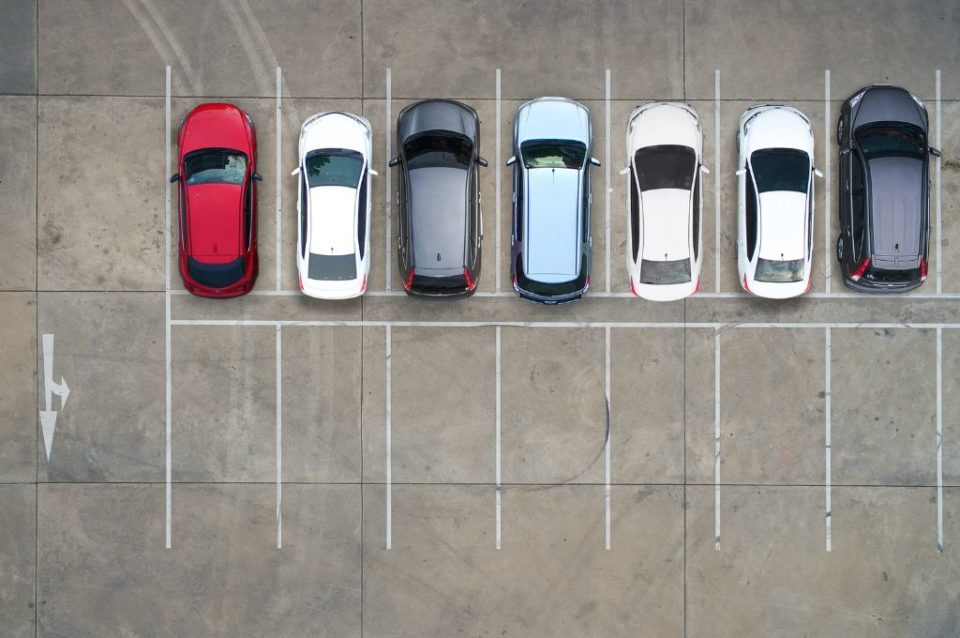 Cell Phone Waiting Lot Airport Guide What You Need to Know [2022