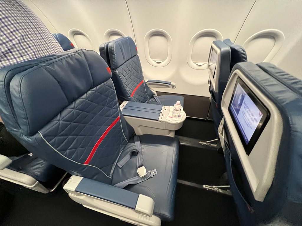 Buying an Extra Seat on Delta Air Lines: What You Need to Know About ...