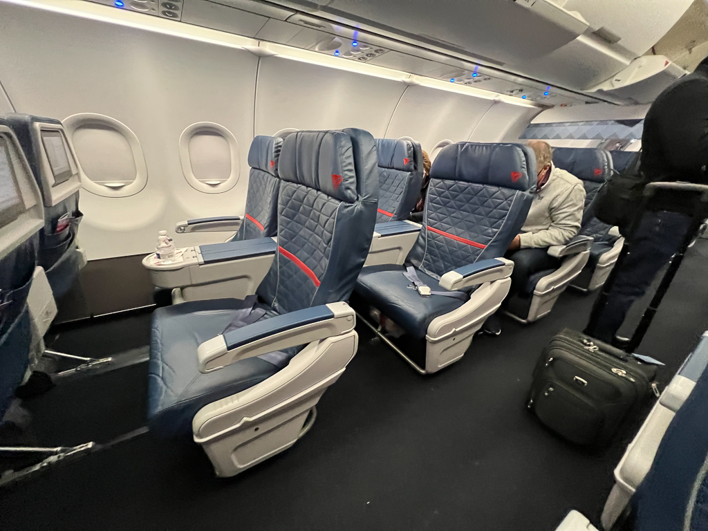 Delta First Class Review Phx Msp A321
