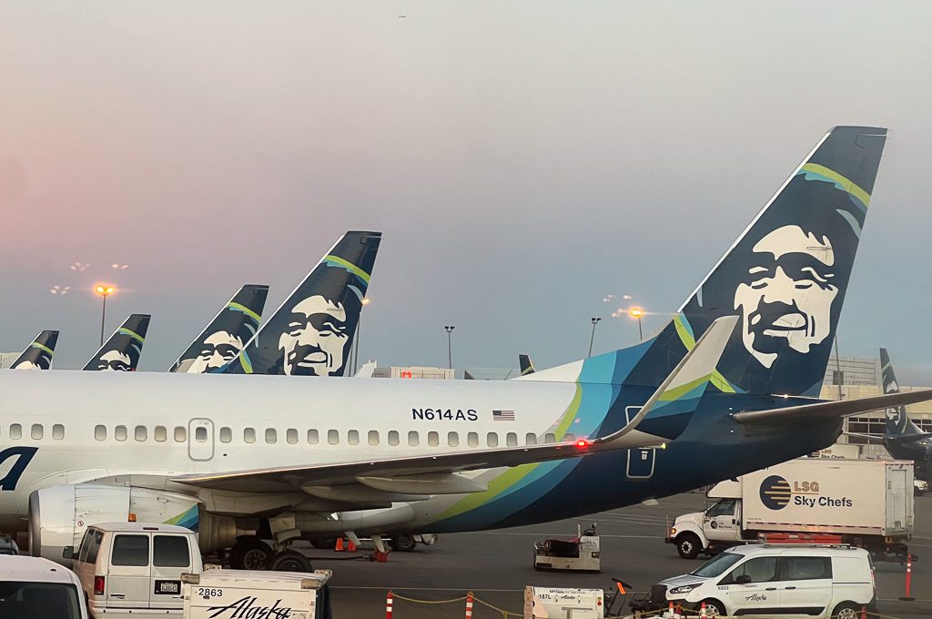 Alaska airlines planes