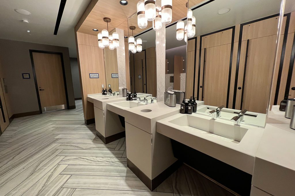 Delta Sky Club LAX mens bathroom