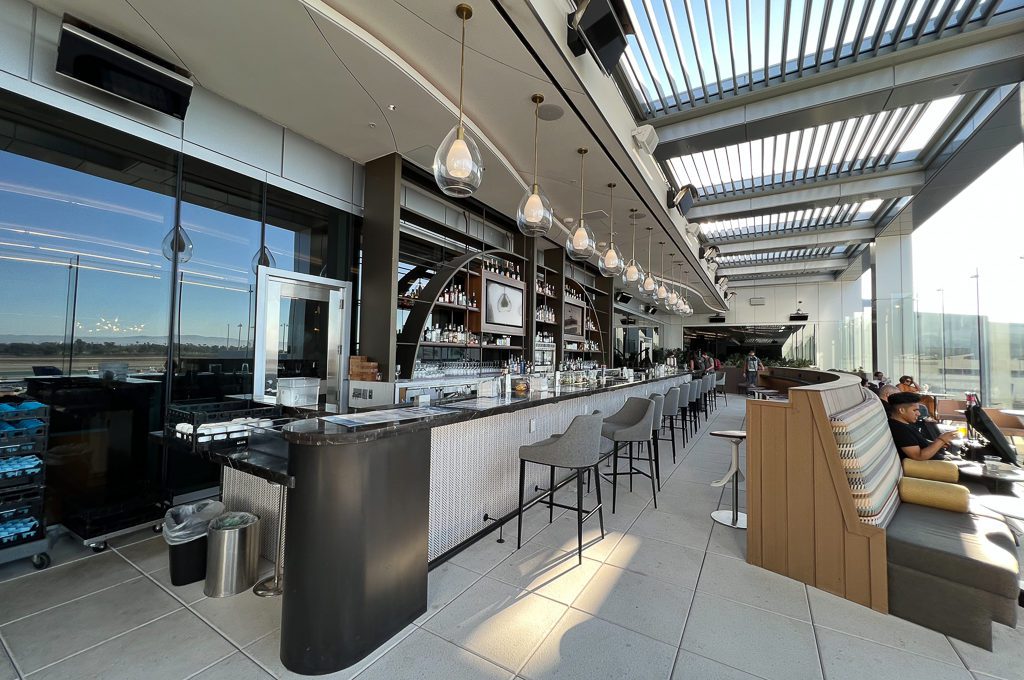 Delta Sky Club LAX Sky Deck bar