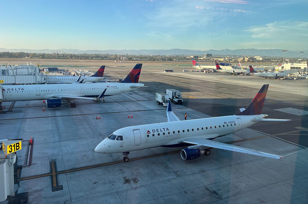 Delta Sky Club LAX view of Delta plane