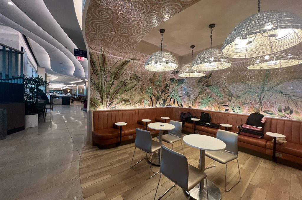 Delta Sky Club LAX coffee grotto