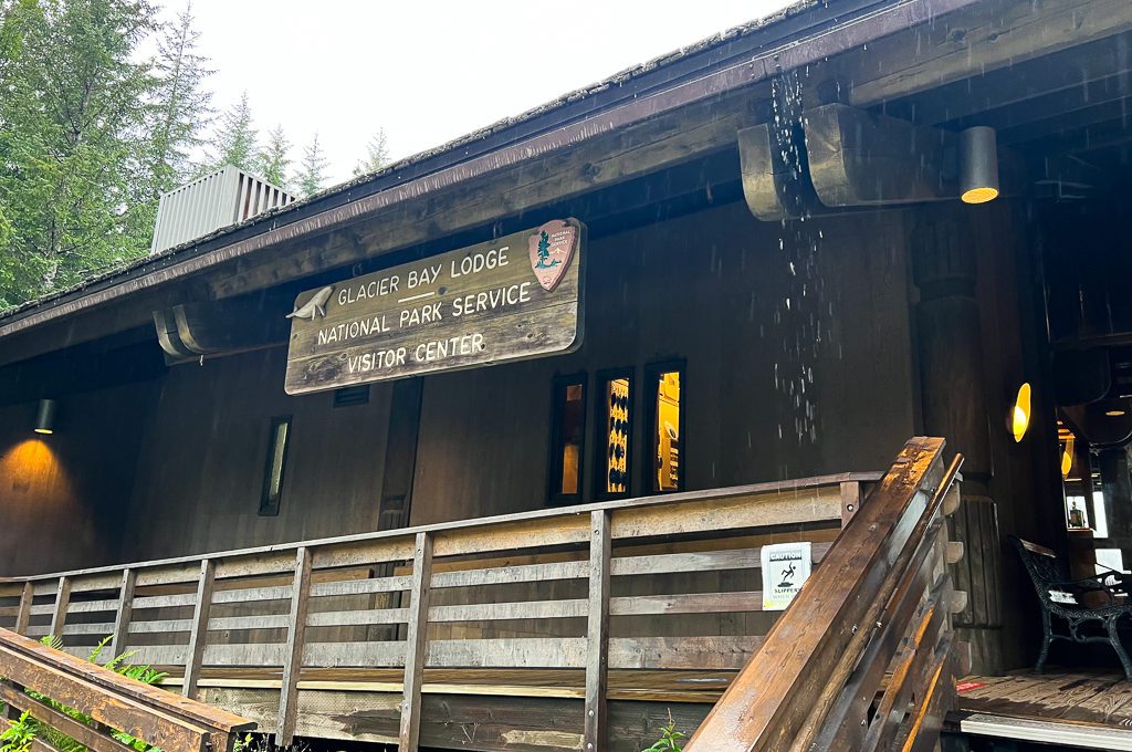 Glacier Bay Lodge sign