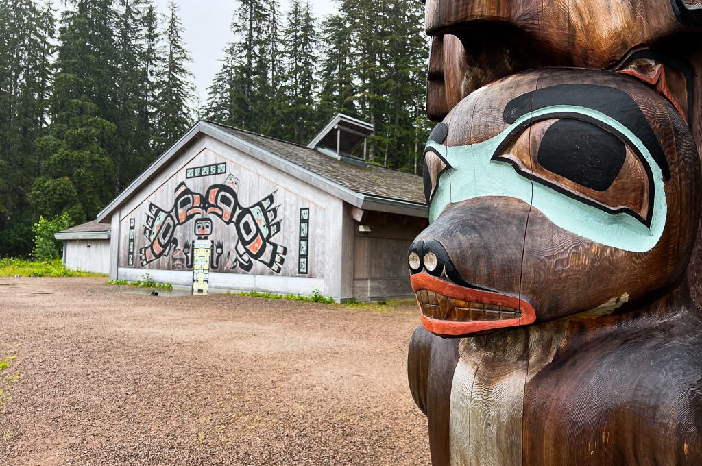 Xunaa Shuká Hít - The Huna Tribal House