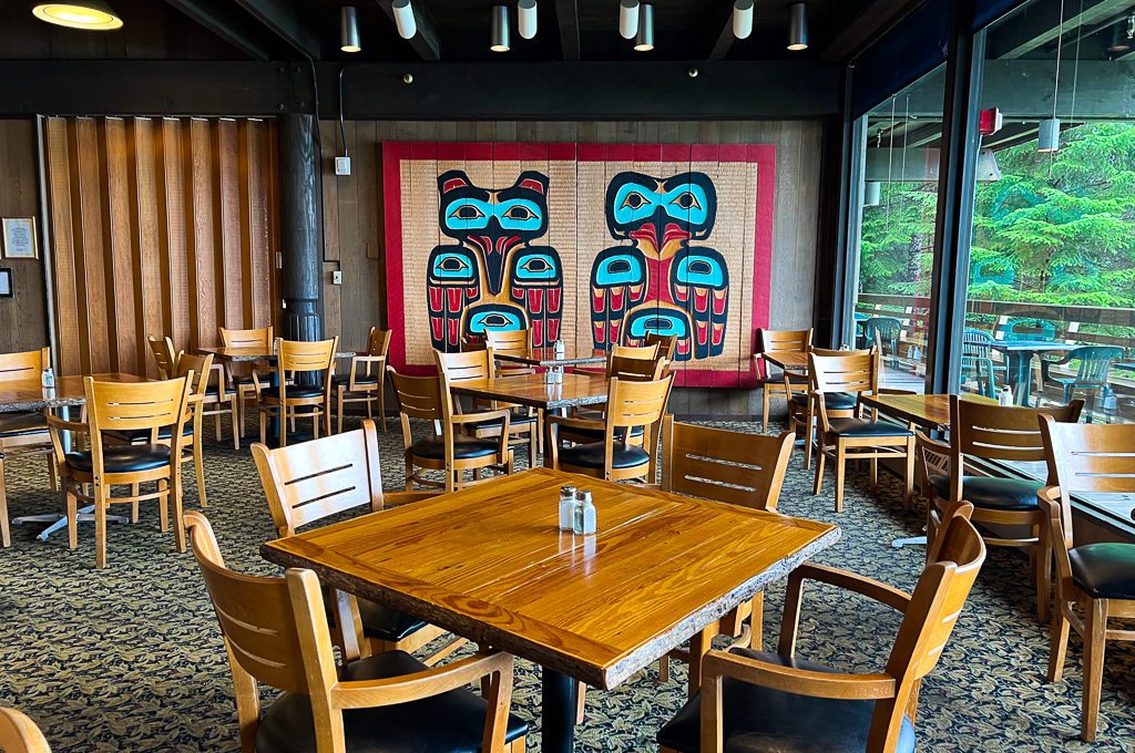 Glacier Bay Lodge Fairweather restaurant 