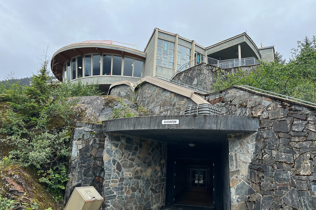 Mendenhall Glacier visitor Center