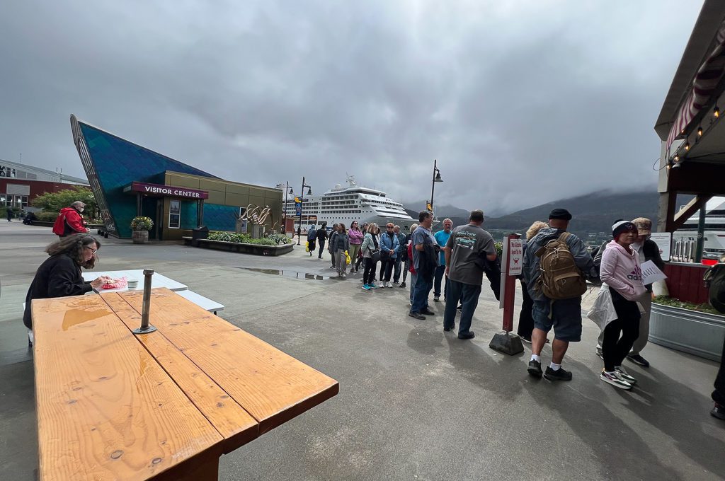 Tracy's King Crab Shack line Juneau