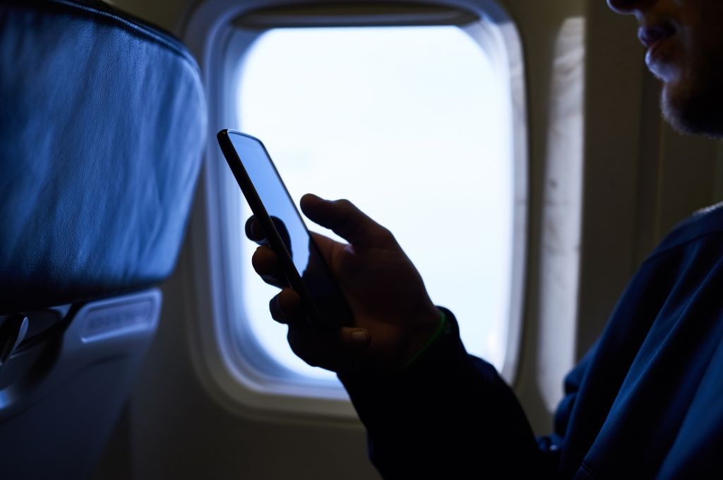 Using phone on airplane