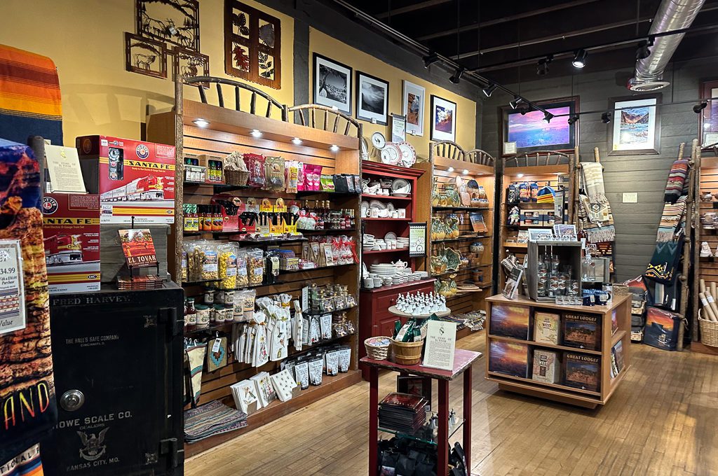 El Tovar Hotel Grand Canyon gift shop