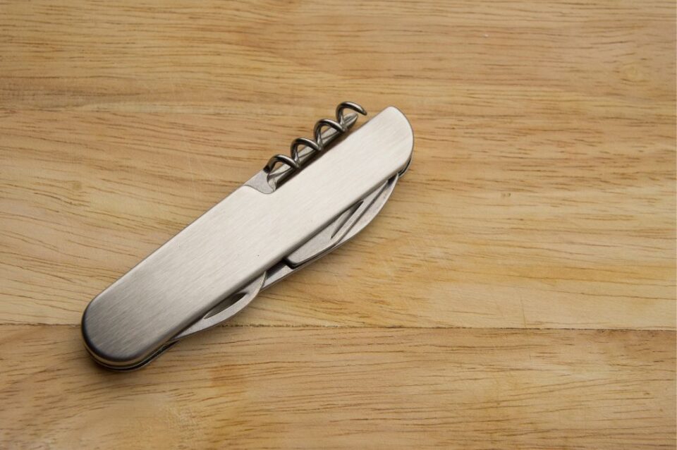 Can You Bring Knives on a Plane? TSA’s Rules Explained in Detail [2024