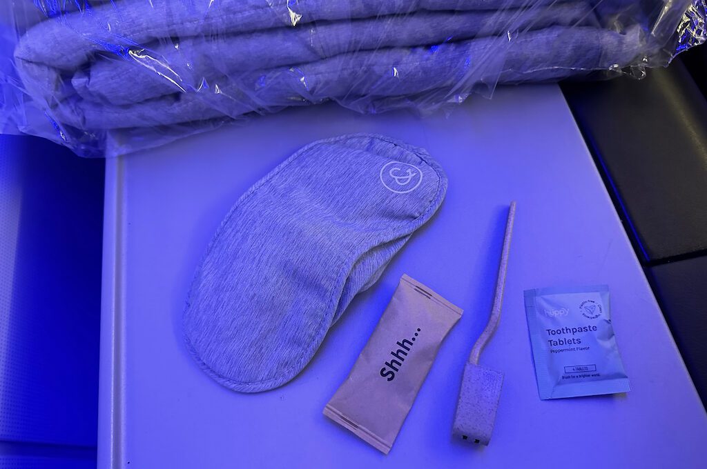 JetBlue A321 Classic Mint suite Tuft and Needle amenity kit