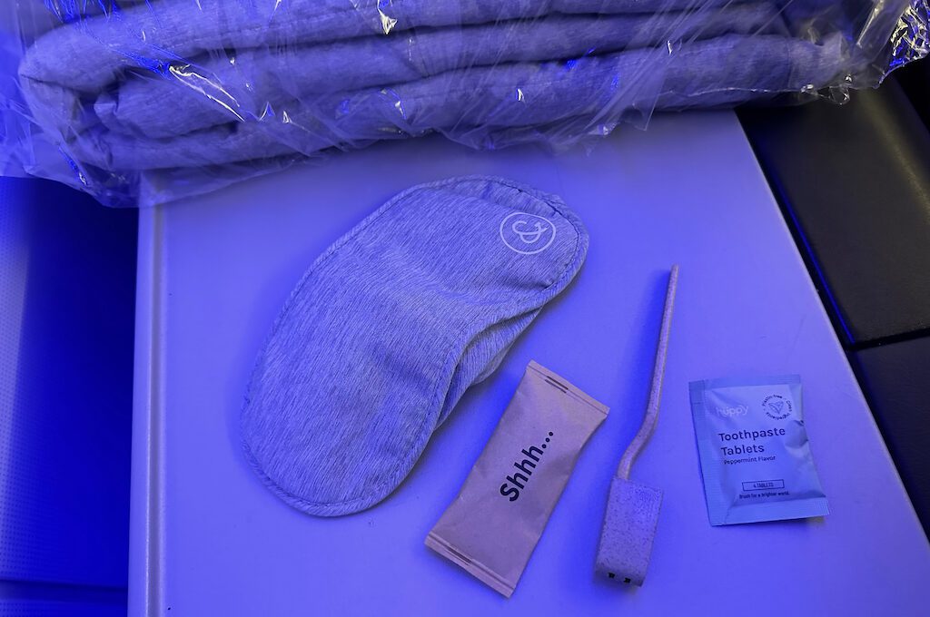 JetBlue Mint amenity kit