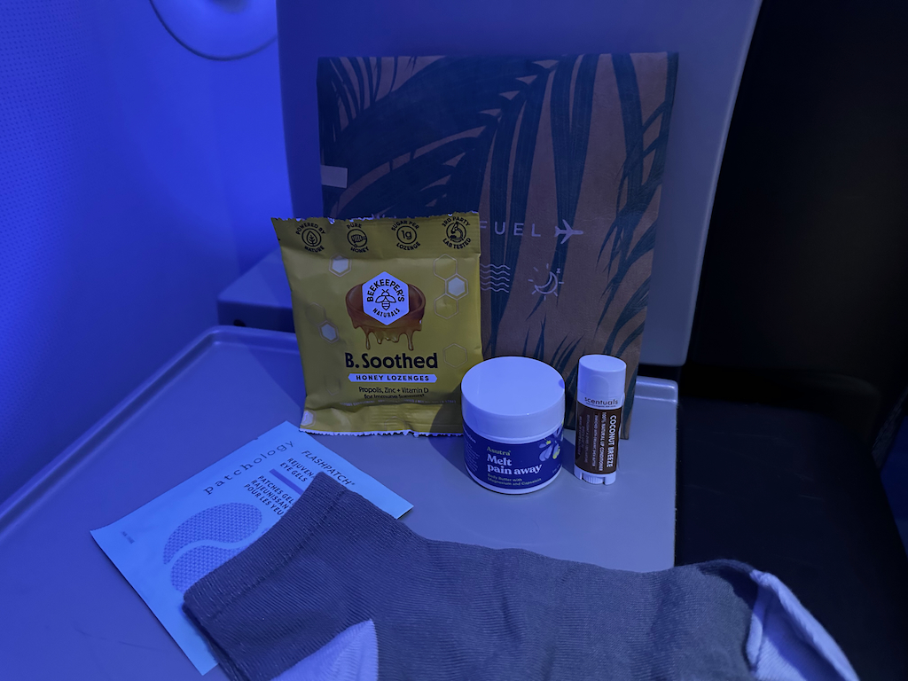 JetBlue A321 Classic Mint amenity kit