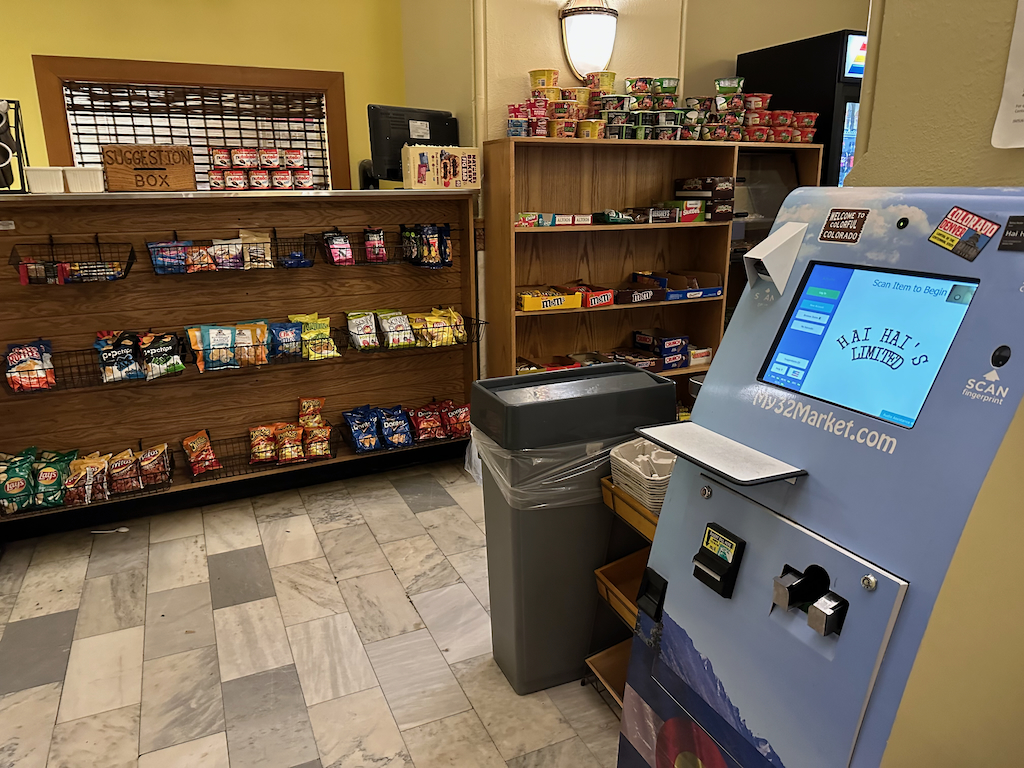 Colorado State Capitol snack bar