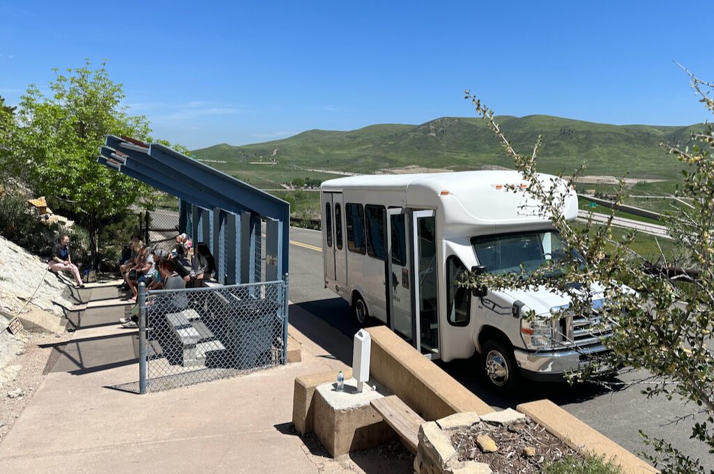 Dinosaur Ridge trail shuttle bus