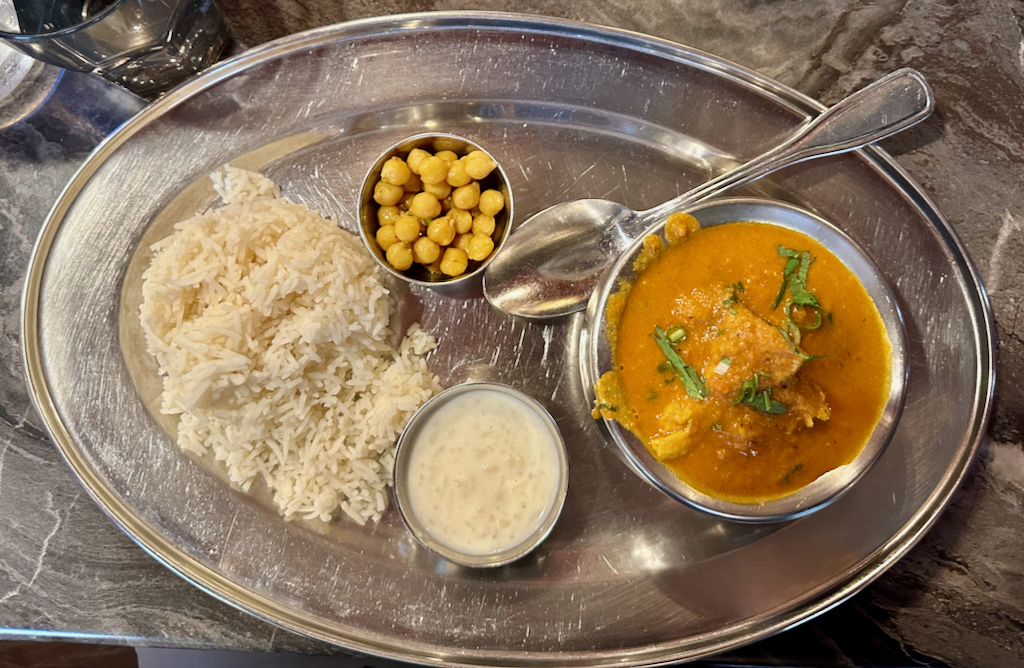Himalayan Curry & Kebob