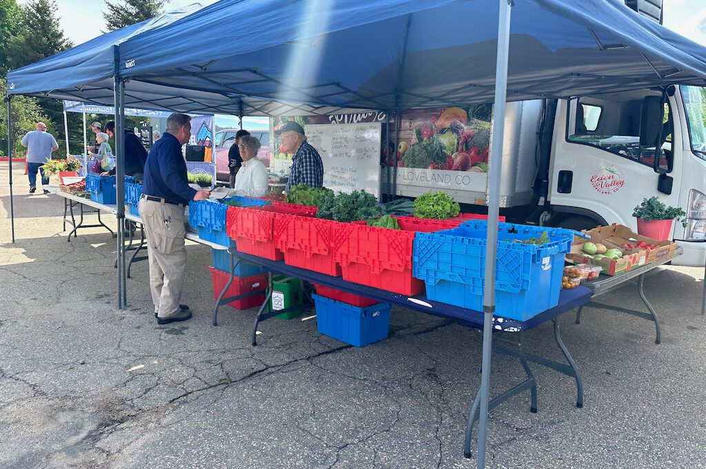 Estes Park Farmers Marke produce